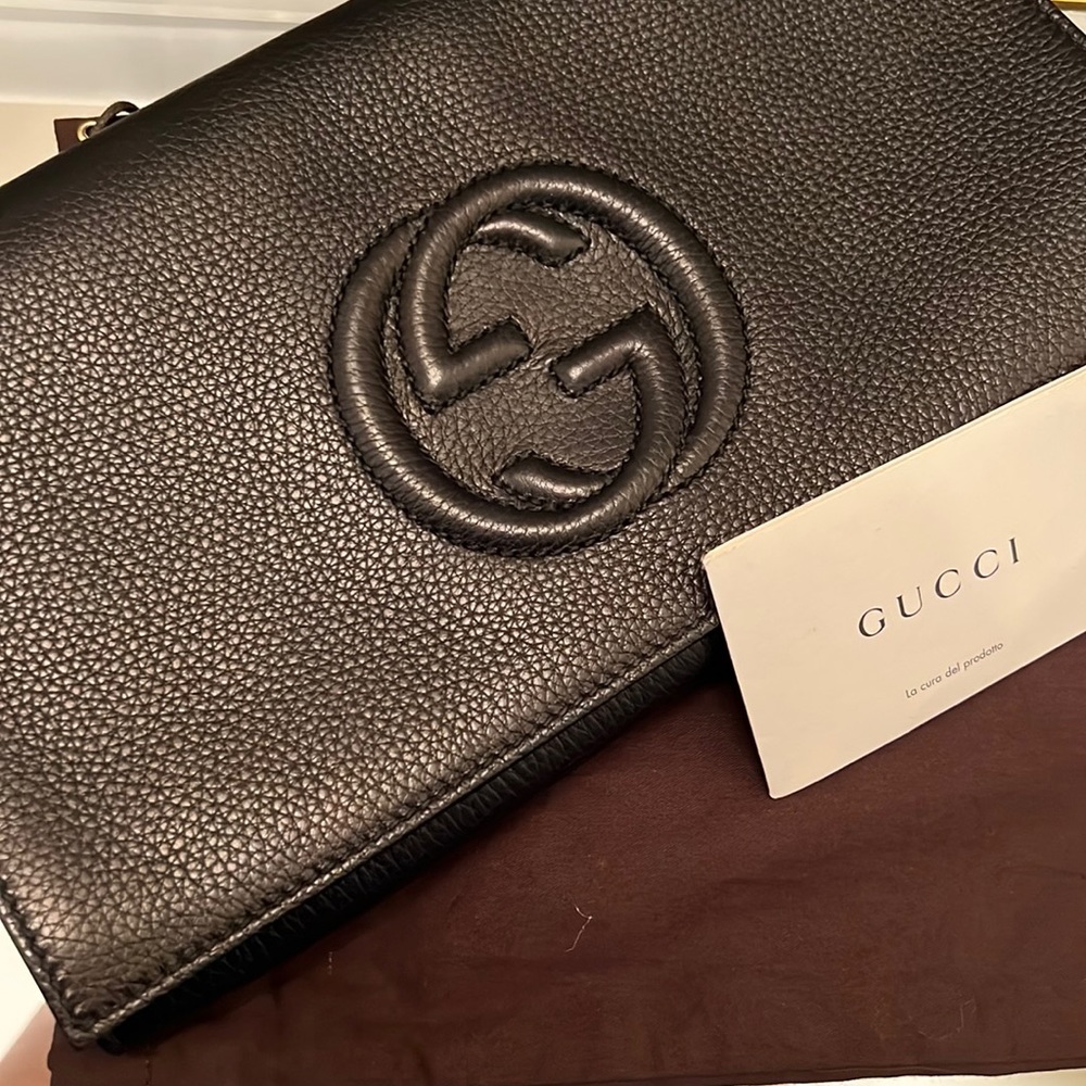 Gucci Soho leather clutch Black w/dustbag  like NEW